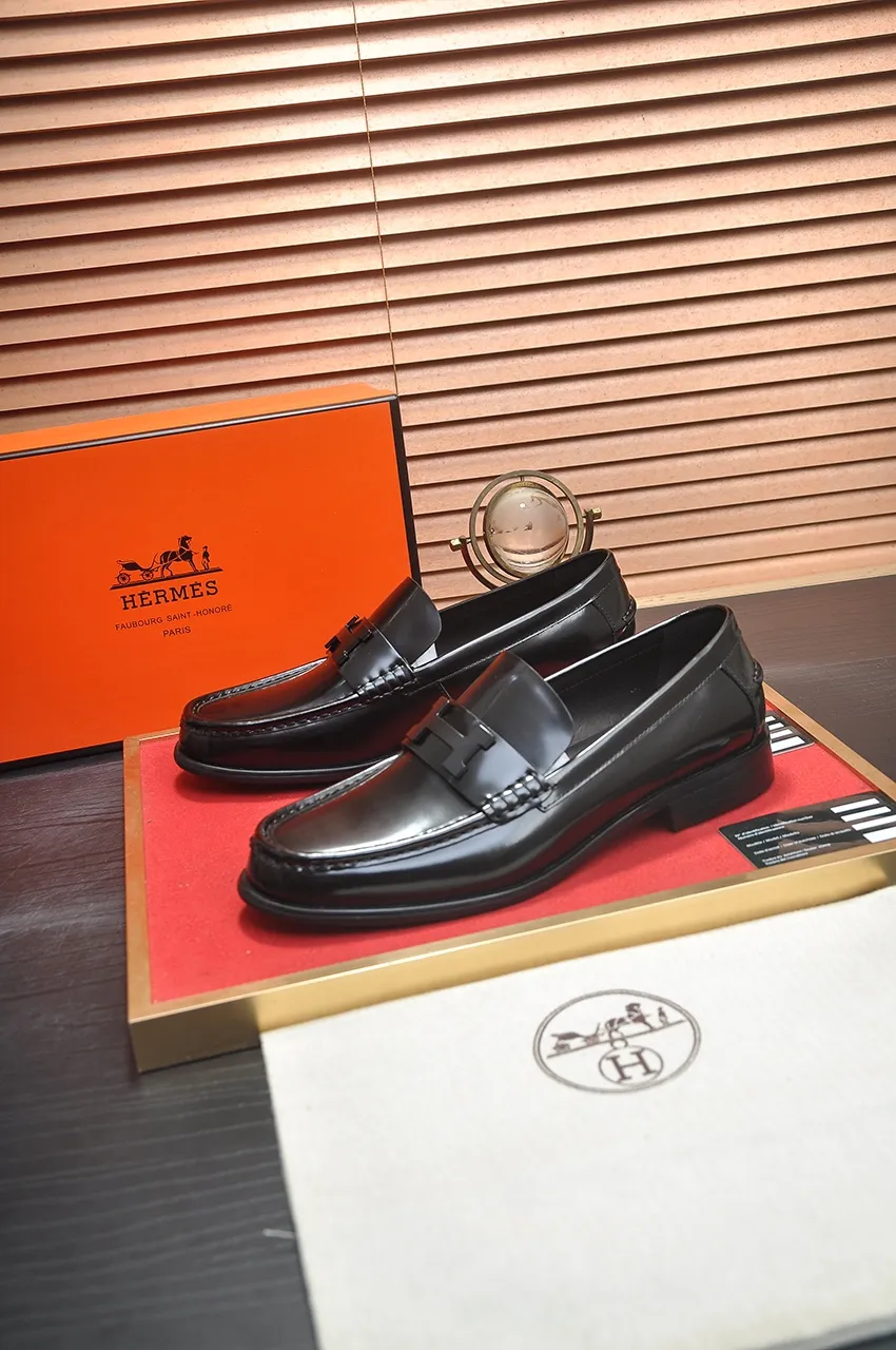Men's shoes💰540💶[HERMES] (cowhide lining)🍀Italian top luxury🍀He does not pursue novel styles and gorgeous colors, but attracts the favor of successful men with his flawless, elegant and classic style. Formal leather shoes This very comfortable, simple and stable style allows you to easily match any style! The pattern is absolutely 1:1 refined from the original case, and we strive for excellence in materials, imported cowhide + cowhide lining💪💪💪extraordinary texture👍! .Code number: 38-45 (45 customized)